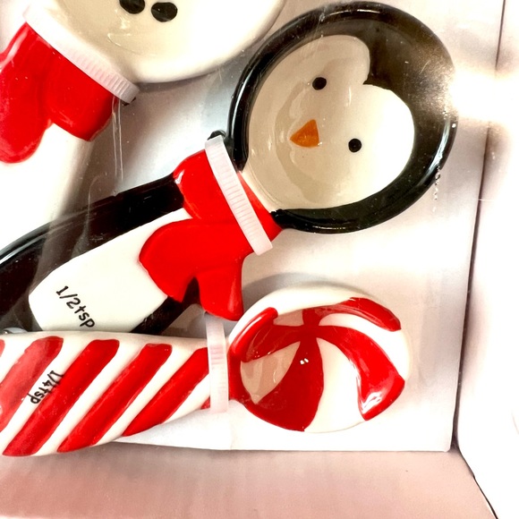 4 Christmas Ceramic Measuring Spoons Santa Snowman Penguin Peppermint Candy - Picture 8 of 8
